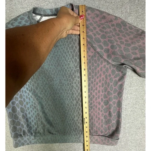 Sol Angeles Anthropologie Sweatshirt Womens 1X Animal Print Pullover Made‎ USA - Picture 7 of 12